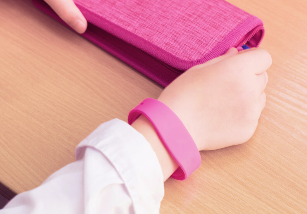 Are RFID wristbands safe for children?